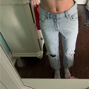 Garage ripped jeans